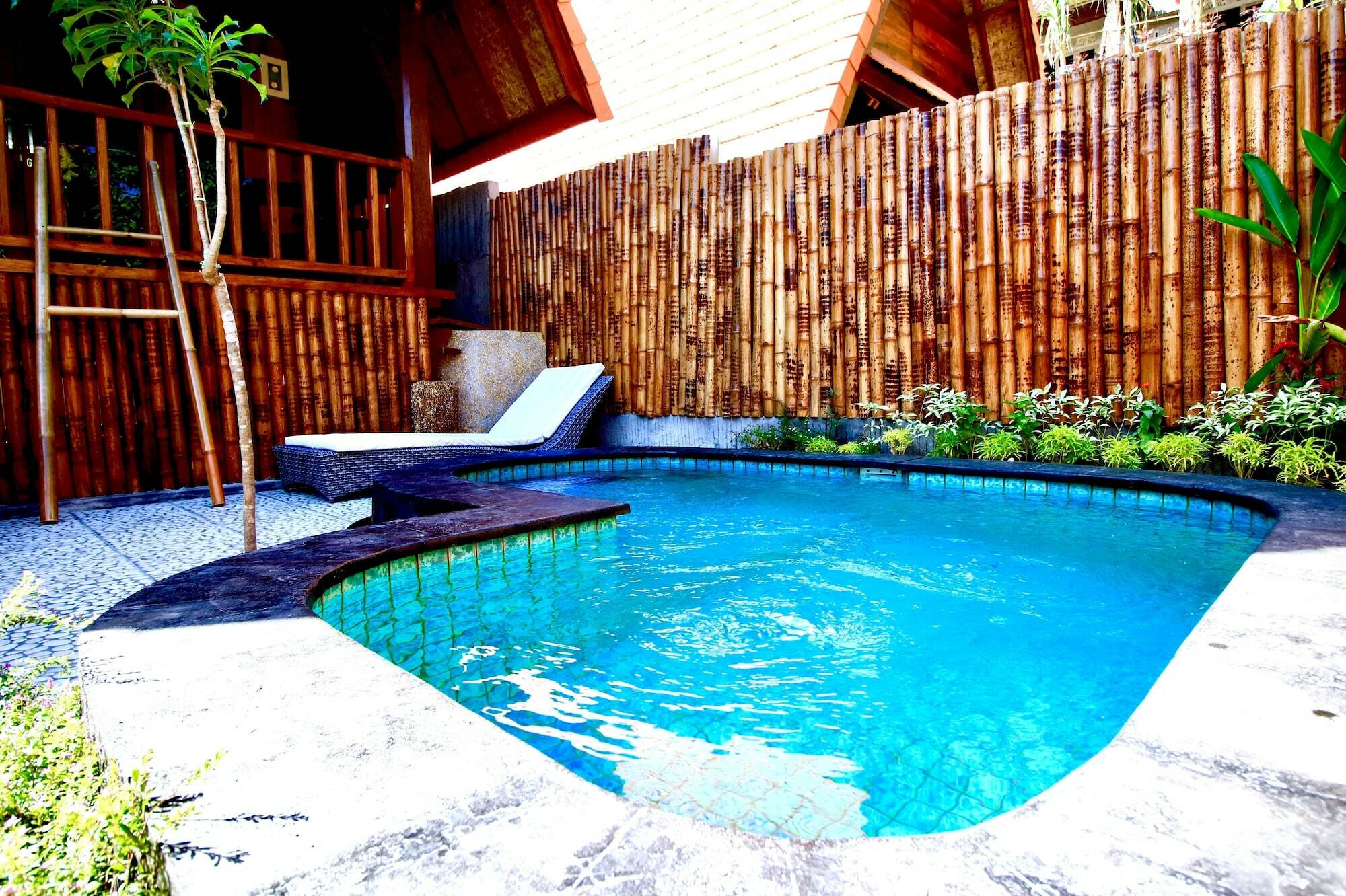Yoki'S Bungalow Kuta  Exterior photo